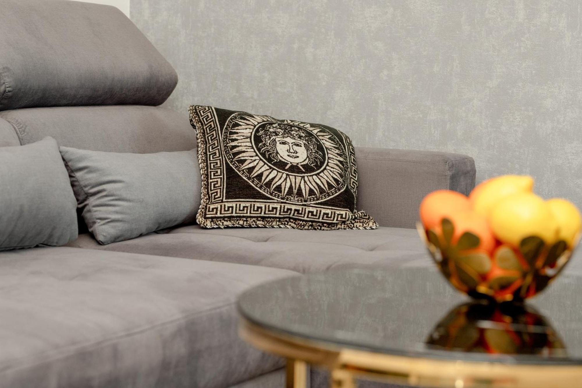 Apartport Wyjatkowe Apartamenty Z Widokiem Na Port W Gdyni By Noclegi Renters Гдыня Экстерьер фото